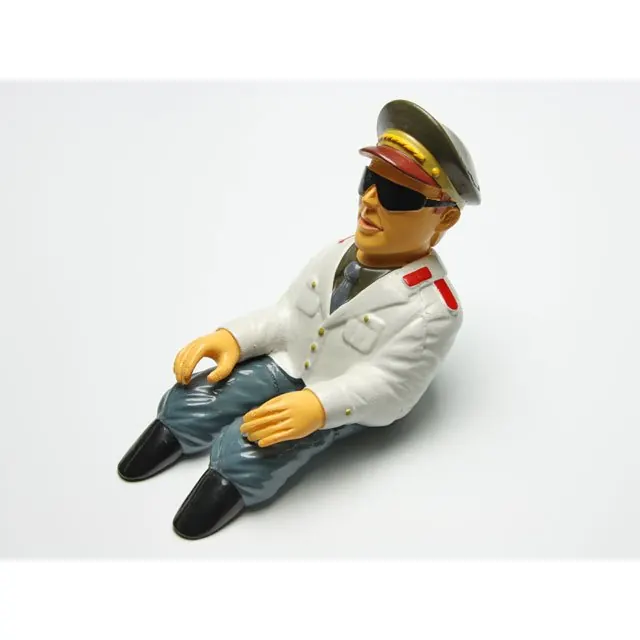 Pilot Figure Johann (white)